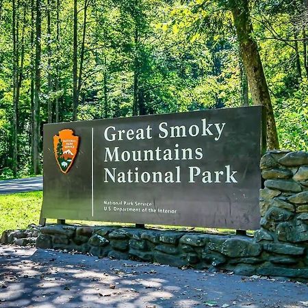 Breathtaking Views Of The Smokies, 3 Mins To Gatlinburg Exterior foto