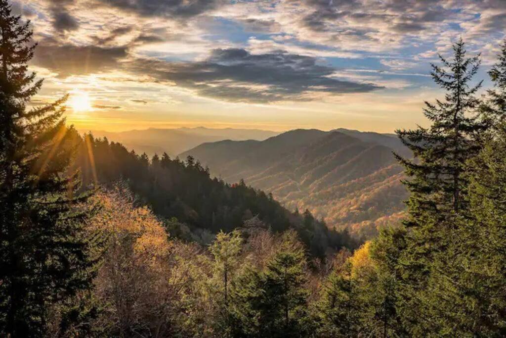 Breathtaking Views Of The Smokies, 3 Mins To Gatlinburg Exterior foto